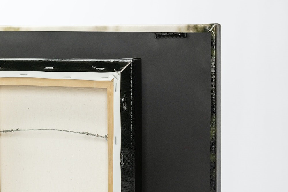 Hanging Canvas HDWR WHCC